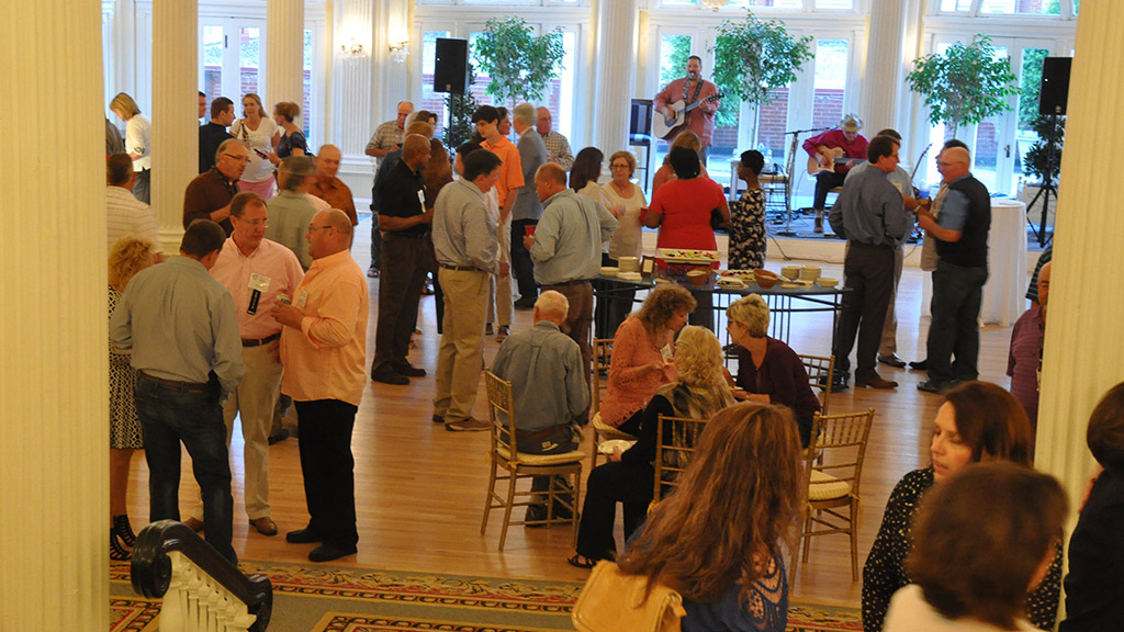 NCMCA members and guests enjoyed the Thursday evening reception.