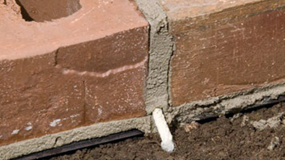 Figure 7 — Cotton rope wick — not recommended.
